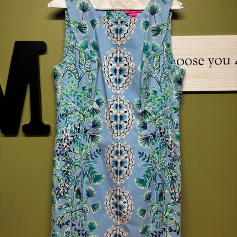 Lilly Pulitzer Mila Shift Frenchie Blue Mosaic Shells, size 12